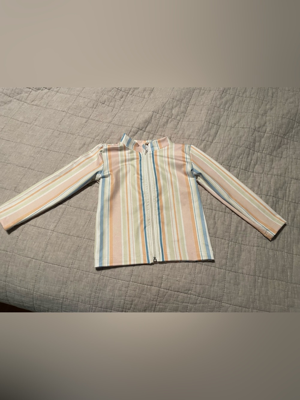 2T Imagine Perry Rashguard